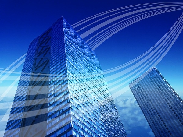 高層ビル ネットワーク 風 空 雲 ブルー 青色の無料CGイメージ写真素材｜C00125-001B